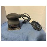 Black & Decker electric palm sander