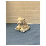 Porcelain dog with wind up song