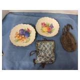 4.5ï¿½ Decorative plates & vintage coin purses