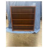 Wall shelf 21ï¿½x22ï¿½