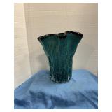 Vintage handkerchief style 10" glass vase