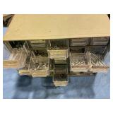 Organizer w/assorted clips