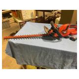 Black and decker battery hedge trimmer w/ charger