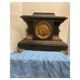 Vintage mantle clock
