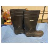 Rubber mud boots sz 10