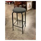 25' kitchen stool