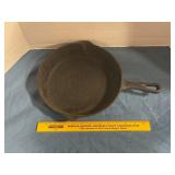 Cast iron skillet