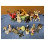 Assorted collectable knickknacks
