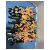 Assorted pro wrestling figurines (17)
