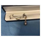Pendant necklace