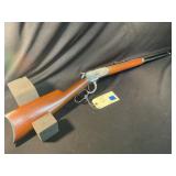 Winchester 1892 rifle 38 W.C.F