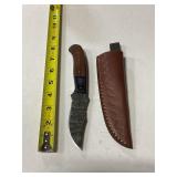 Damascus steel knife with sheath
