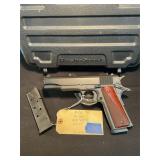 RIA 1911 A1-FS 45acp 2mags & case