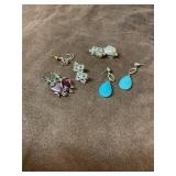5 assorted sets of earrings
