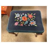 21ï¿½x14ï¿½ foot stool