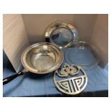 Pyrex pie pan, platter & chafing pan