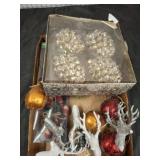WILDLIFE THEMED CHRISTMAS ORNAMENTS