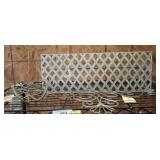 METAL DCOR SHELF 24IN