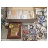 SPORTS COLLECTOR CARDS ASSORTED, 95 FLAIR SET, BRE