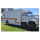 1994 FORD LN 8000