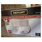 DEFIANT SECURITY LIGHT