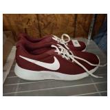 NIKE SIZE 11 SHOES