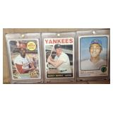 VINTAGE MLB CARDS