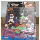 SPACE JAMS ACTION FIGURES, MICHAEL JORDAN CARDS