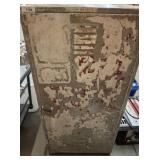 METAL LOCKER
