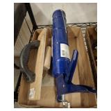 CAULK GUN