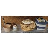 BASKETES, TRAYS, MISC GROU