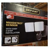 DEFIANT SECURITY LIGHT