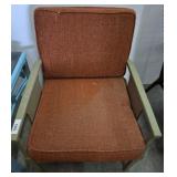 MID CENTURY MODERN CHAIR W/ CUSHIONS