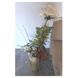 DECORATIVE VASE OF ARTIFICIAL FLOWERS