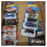 ASSORTED HOT WHEELS MINIATURE DIE CAST