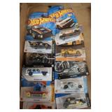 ASSORTED HOT WHEELS MINIATURE DIE CAST