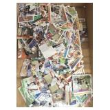 SPORTS COLLECTOR CARDS ASSORTED