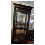 HOWARD MILLER LIGHTED SLIDING DOOR CURIO CABINET