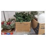 ASSORTED CHRISTMAS DÉCOR