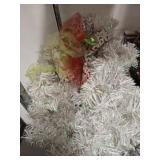 ASSORTED CHRISTMAS DÉCOR