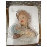 CAMEO GIRL DELUXE BUST FIGURINE NUMBERED