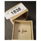 RING MARKED 14K MARQUIS CUT STONE