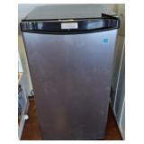 DANBY STAINLESS MINIFRIGE