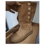 UGG SIZE 8 BOOTS