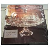 15IN CAKE STAND WITH DOME LID
