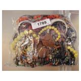 BAG OF ASSORTED COSTUME JEWELRY