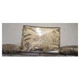 THROW PILLOWS AND COMFORTER SET
