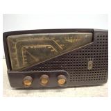 VINTAGE ZENITH AM/FM RADIOO