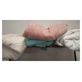 ASSORTED BLANKETS AND THROWS