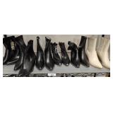 LADYS HEELED BOOTS SZ 7-8